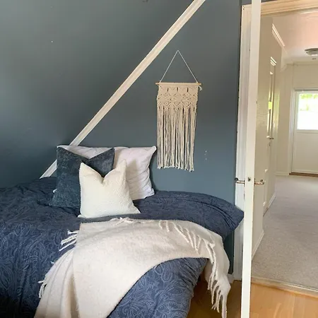 Family-friendly House In Old Town With 13 Beds Villa