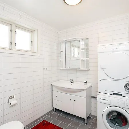 Family-friendly House In Old Town With 13 Beds Villaer