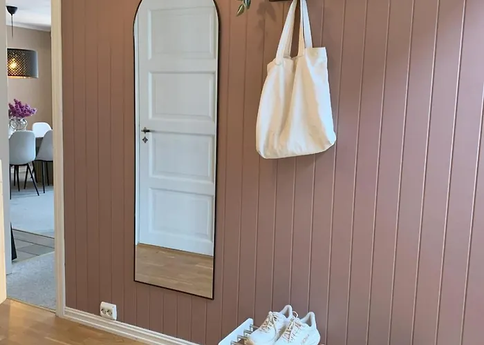 Family-friendly House In Old Town With 13 Beds Villa