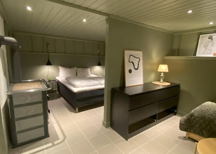 Family-friendly House In Old Town With 13 Beds * Mandal