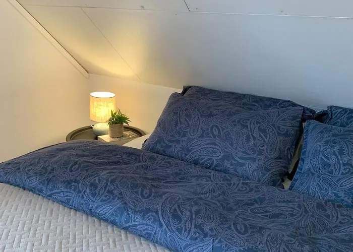 Family-friendly House In Old Town With 13 Beds Mandal