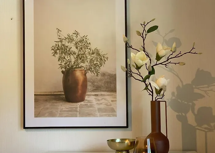 Villa Family-friendly House In Old Town With 13 Beds Mandal