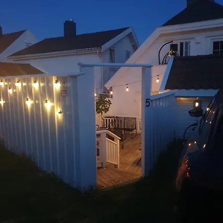 Villa Family-friendly House In Old Town With 13 Beds *