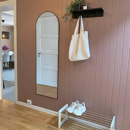 Family-friendly House In Old Town With 13 Beds Villa