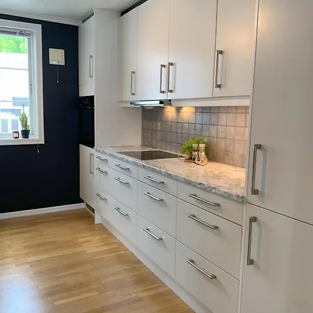 Villa Family-friendly House In Old Town With 13 Beds *